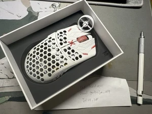 Finalmouse ULX Pro Series Aceu Lion Mouse Medium - Picture 1 of 4