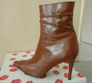 $455 TWO LIPS Brown Leather Heels Above Ankle Boots Booties Zipper 11 B - SEXY! - Picture 1 of 12