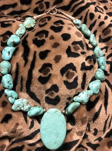Vintage Chunky Turquoise Necklace - Picture 1 of 4