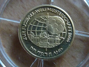 Goldmedaille Deutschland Fußball Weltmeisterschaft 2006 , 585/1000 , 0,71 g. - Bild 1 von 2