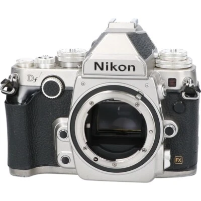 Near Mint Nikon Df 16.2MP DSLR Digital SLR Camera Silver Body - Image 1 of 4
