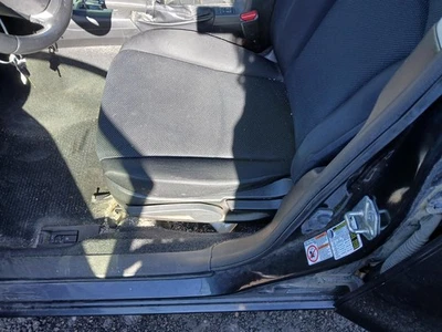 Used Front Left Seat Front fits: 2013 Subaru Impreza bucket air bag cloth manual Foto 1 de 4