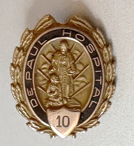 Vtg DE PAUL HOSPITAL 10 Years Employee Service Pin; St Louis MO - Picture 1 of 2