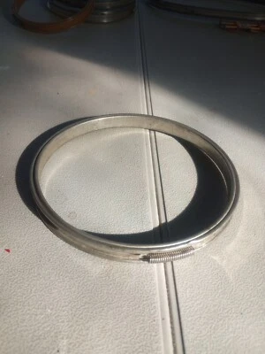 Vtg 5" Gibbs Mfg. Co. Metal  Round Embroidery Hoop Cork Spring Tension - Image 1 of 4