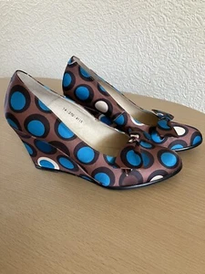Shelley’s Wedge Shoes 4 - Picture 1 of 16