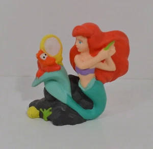 Ariel Sebastian con aplausos de espejo Figura de PVC Disney Little Mermaid Cake Topper - Imagen 1 de 2