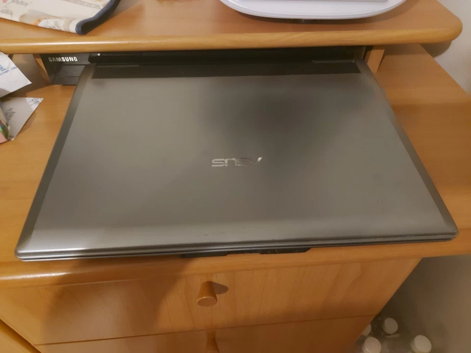 Notebook Asus F3S e buona batteria - Immagine 1 di 4