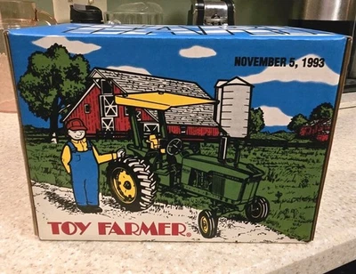 John Deere 4010 Diesel Tractor 1993 Nat'l Farm Toy Show Collector's Ed #5716PA - Image 1 of 4