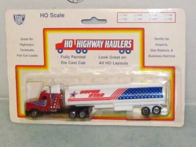 BONITO REMOLQUE TRACTOR CAMIÓN CISTERNA DE COMBUSTIBLE ARTÍCULO #1725 POR IHC FÁBRICA NUEVO ESCALA HO Foto 1 de 4