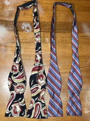 LOTE De Colección de 2 Pajaritas de Reed Ferrell Para Hombre Multicolores Seda Años 60’s Foto 1 de 4