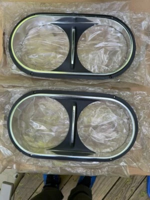 Rambler American Motors 1964 clásico par de biseles de puertas de faros nuevos nos Foto 1 de 4