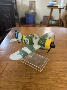 Gebautes Modell 1:72 F2A Buffalo Finnish Air Force - Bild 1 von 9