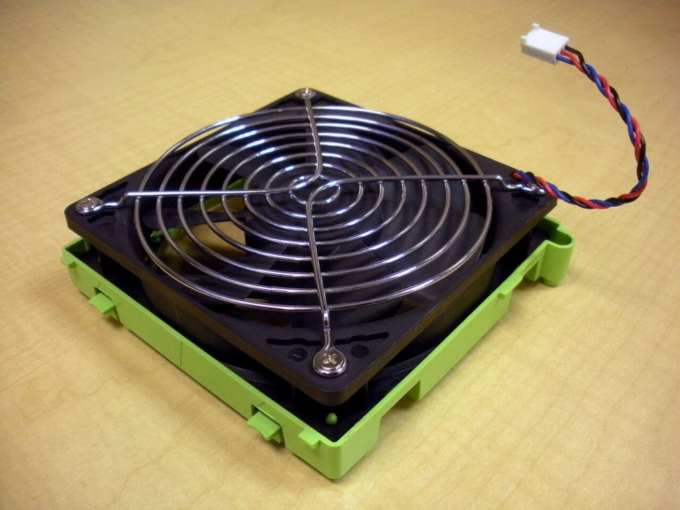 Sun 370-5727 Rear Fan 120mm for Blade 2500 - Image 1 of 2