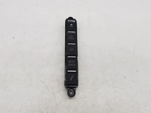 PANEL DE CONMUTACIÓN MÚLTIPLE MASERATI LEVANTE M161 2023 FABRICANTE DE EQUIPOS ORIGINALES 670151280 24322007 - Imagen 1 de 10