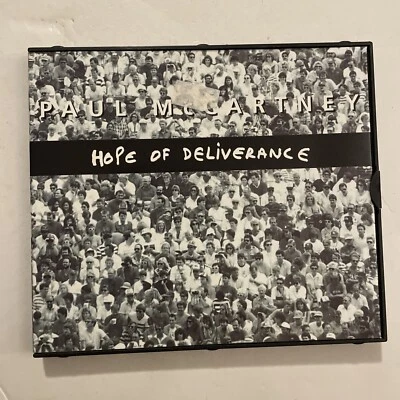 VV PAUL MCCARTNEY HOPE OF DELIVERANCE 4 TRACK CD MADE IN ENGLAND - Image 1 of 4