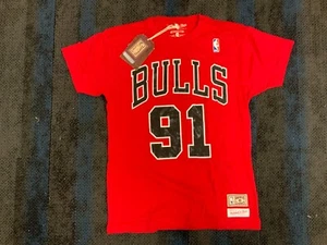 NEW MITCHELL AND NESS SHIRT CHICAGO BULLS DENNIS RODMAN SMALL - Picture 1 of 3
