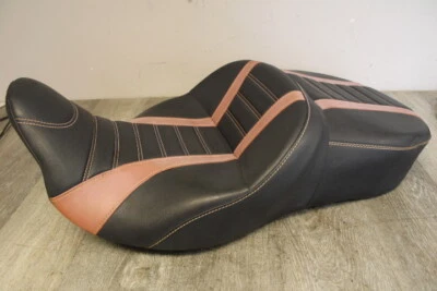  Harley-Davidson Road Glide Ultra FLTRU ASIENTO PASAJERO DELANTERO CONDUCTOR TRASERO SILLÍN Foto 1 de 4