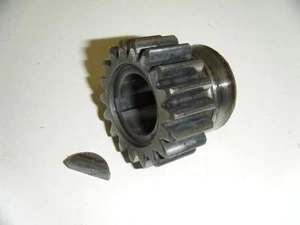 88 89 90 91 KAWASAKI KX125 MOTOR ENGINE CRANK MAIN PRIMARY 18T SPUR DRIVE GEAR - Bild 1 von 4