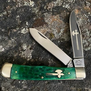 BATTLE AXE TRAPPER GREEN BONE USA HAND MADE COLLECTABLE KNIFE - Picture 1 of 5