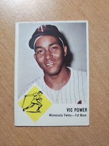 1963 FLEER#23-VIC POWER- MINNESOTA TWINS-VG- lower left corner crease
