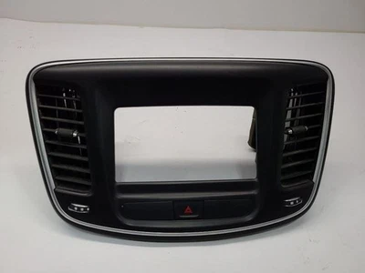 Chrysler 200 2015-2017 radio bisel frontal moldura rejillas de ventilación inserción moldura 8,4 pulgadas OEM Foto 1 de 4
