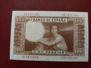 BILLETE 100 PESETAS 1953 - JULIO ROMERO DE TORRES - SERIE 2Y MBC - Imagen 1 de 2