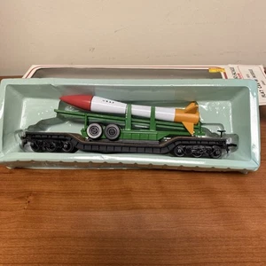 Bachmann Flachwagen mit Missle Art.-Nr 43 1013 - Bild 1 von 7