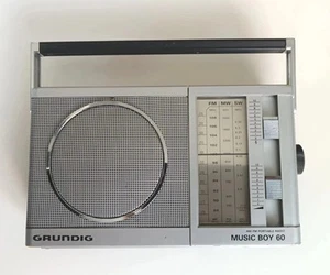 Vintage GRUNDIG Music Boy 60 Portable Radio - Picture 1 of 15