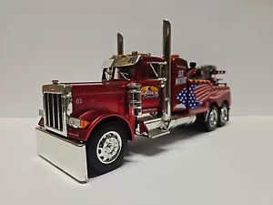 Jada Toys Peterbuilt 379 Red Tow Truck 1:32 Scale Die-Cast New Old Stock 2004 - Picture 1 of 16