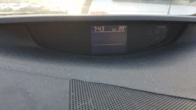 Pantalla de infoentretenimiento central delantera usada se adapta a: Toyota Venza 2015 montada en el tablero mult Foto 1 de 4
