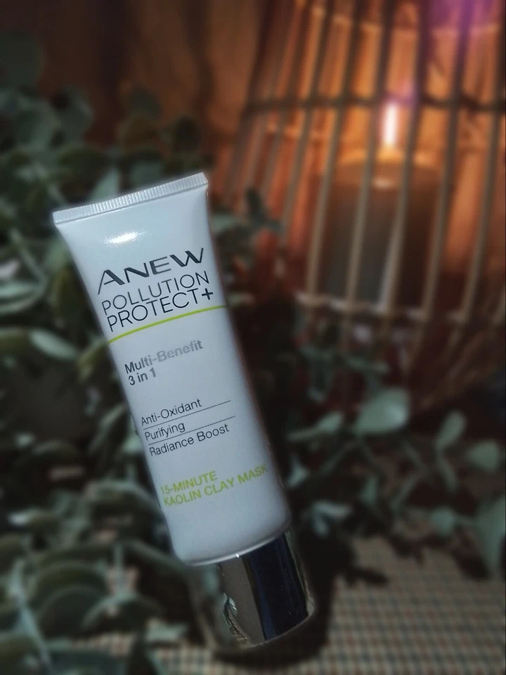 AVON ANEW Pollution Protect+ Multi Benefit 3 In 1 Clay Mask - Image 1 of 1