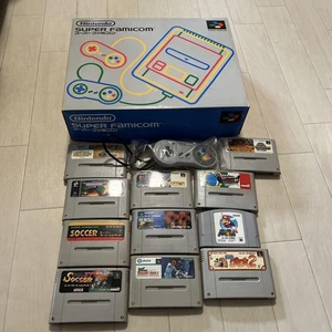 Controller Super Famicom con 11 giochi e scatola, usato, non testato - Foto 1 di 7