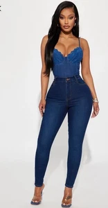 New Fashion Nova Dark Wash Supernatural High Rise Jeans Size 3 - Picture 1 of 6