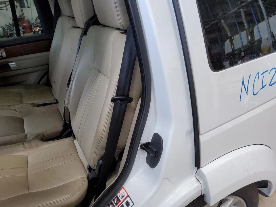 Driver Retractor LR4       2016 Seat Belt Rear 331903 Foto 1 de 1