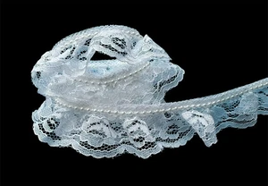 Pizzo arruffato, 1+1/4 pollice di larghezza bianco con perline colore prezzo per iarda - Foto 1 di 2