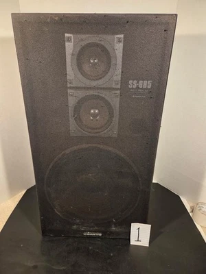 Altavoz de piso de vinilo nogal Sanyo SS-685 Foto 1 de 4