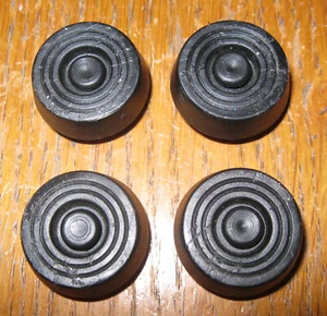 AT PC Tower Set of 4 Black Rubber Case Feet Vintage Retro - Afbeelding 1 van 2
