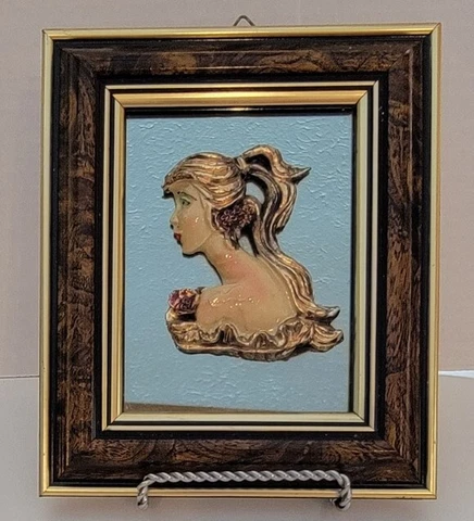 Vintage Dimensional Cameo on a Mirrored Background Wood Color Frame 5.5" X 6.5" Cover