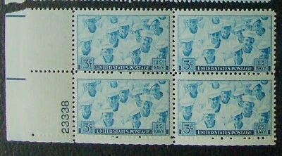 US 3¢ stamp SC #935 Navy Sailors MNH 1945 plate block - Image 1 of 3