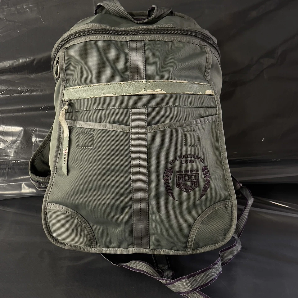 Mochila Diesel 78 Repuestos Tamaño Mediano Verde Defectos Foto 1 de 4