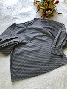 NWT Marled Reunited Clothing Size M Long Sleeve Top Blouse Gray White Stripe - Picture 1 of 12