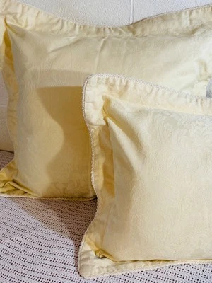 Ralph Lauren 1 Standard & 1 Euro Shams Ivory Damask Floral Paisley Cotton (2pc) - Image 1 of 4