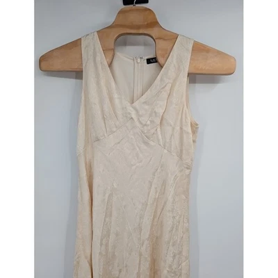 Новый с Ярлыками Lauren Ralph Lauren цветочный жаккард без рукавов vneck миди платье бежевый 14 - Изображение 1 из 4