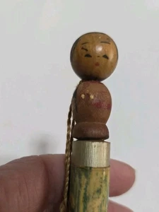 Vintage Cypress Gardens Souvenir großer Bleistift Holz Kokeshi Puppe Topper - Bild 1 von 14