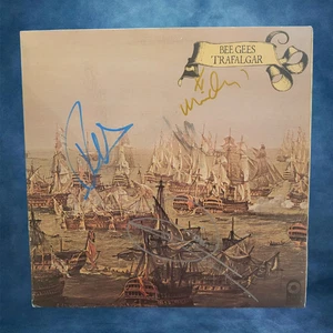 The Bee Gees - signed vinyl record - Trafalgar - 3 signatures - Picture 1 of 2
