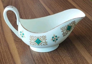 Porcelain Gravy Boat Dish - Picture 1 of 7
