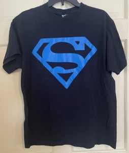 DC Comics Originals Superman Dot Logo Men's T-Shirt Navy Blue / Light Blue Cres - Picture 1 of 2