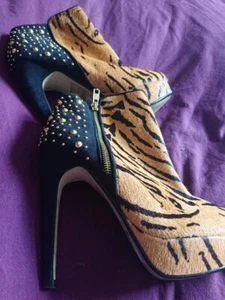 Unique And Unusual Miss Selfridge Studded Animal Print Platform Heeled Boots 4 - Picture 1 of 6