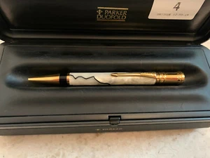 Penna a sfera Parker Duofold perla e nera con custodia aderente inchiostro blu - Foto 1 di 7
