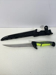 Mustad 7" Blade Solid Fishing Fillet Knife W/ Rigid Sheath Fluorescent Green - Picture 1 of 8